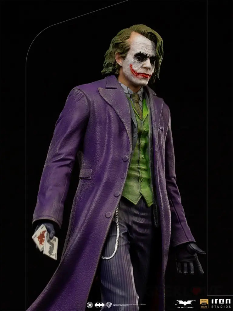 The Dark Knight The Joker 1/10 Art Scale Statue - GeekLoveph