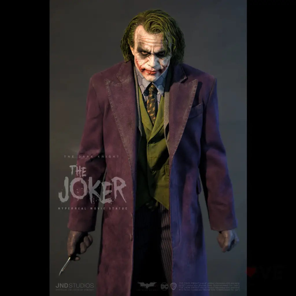 The Dark Knight - The Joker Hyperreal 1/3 Scale Statue - GeekLoveph