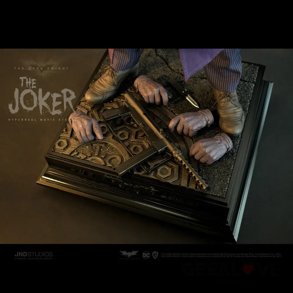 The Dark Knight - The Joker Hyperreal 1/3 Scale Statue - GeekLoveph