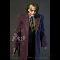 The Dark Knight - The Joker Hyperreal 1/3 Scale Statue - GeekLoveph