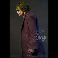 The Dark Knight - The Joker Hyperreal 1/3 Scale Statue - GeekLoveph
