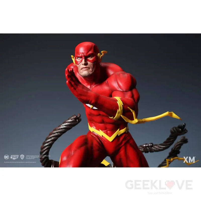 The Flash - Classic 1/4 Scale Statue