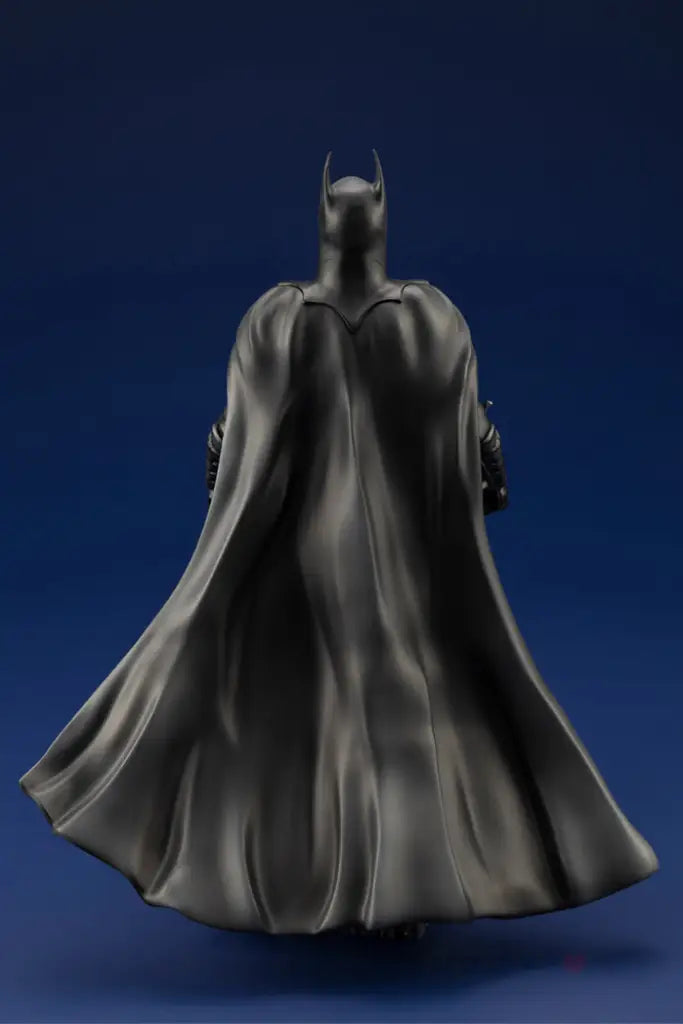 The Flash Movie - Batman Artfx Statue