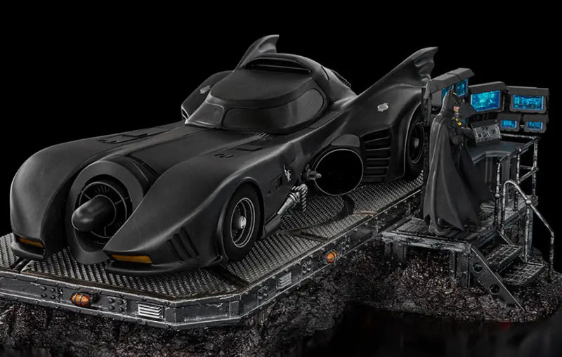 The Flash Movie - Batmobile 1/10 Art Scale Figure