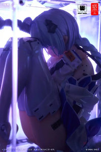 The Girl In The Box 1/7 Scale Figure