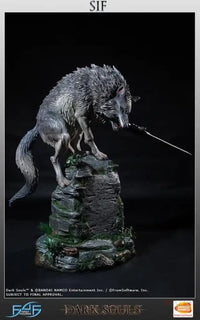 The Great Grey Wolf Sif Statue