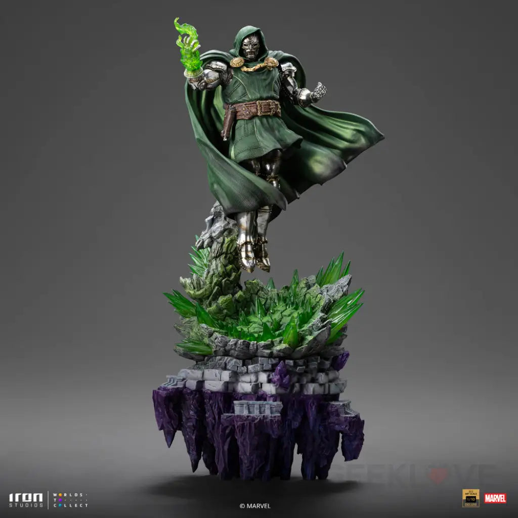 The Infinity Gauntlet BDS Doctor Doom Deluxe 1/10 Art Scale Statue Scale Figure