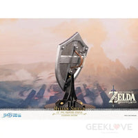 The Legend of Zelda: Breath of the Wild Hylian Shield - GeekLoveph