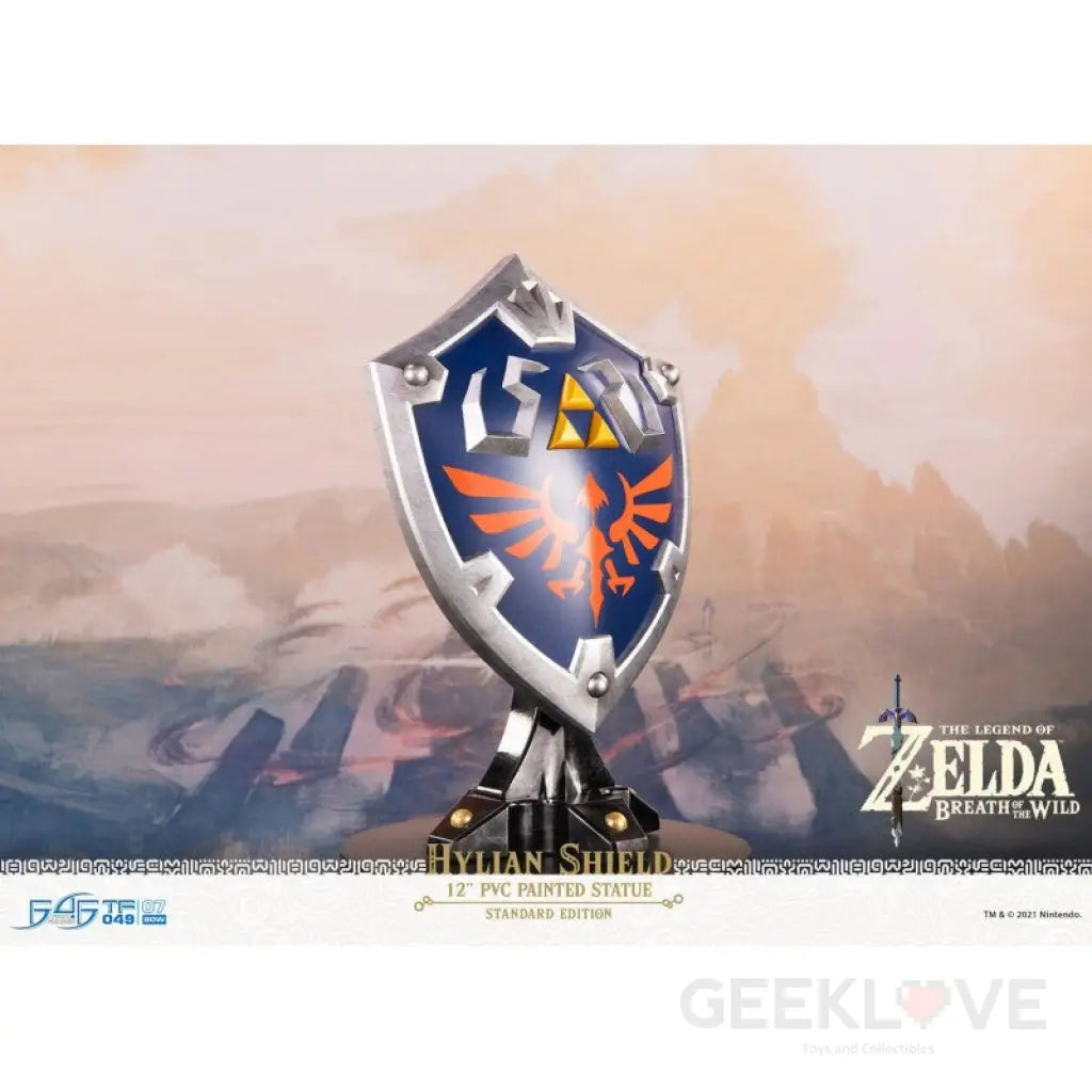 The Legend of Zelda: Breath of the Wild Hylian Shield - GeekLoveph