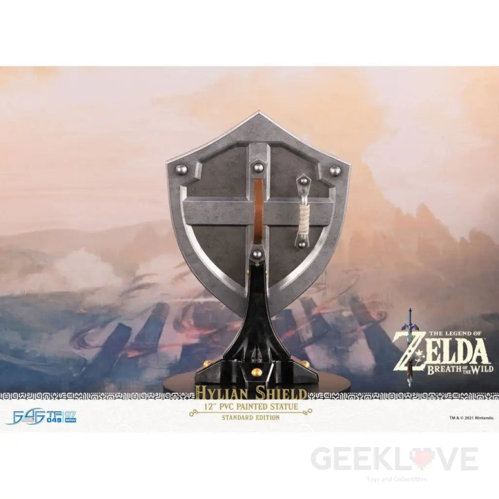 The Legend of Zelda: Breath of the Wild Hylian Shield - GeekLoveph