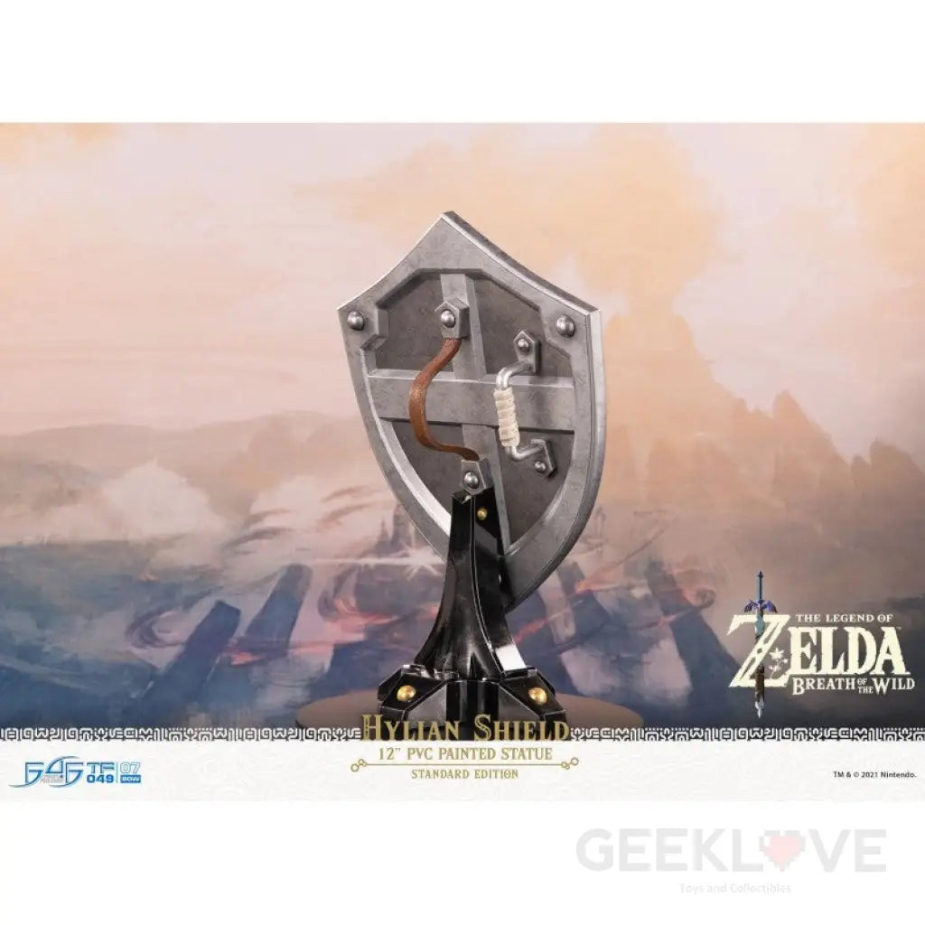 The Legend of Zelda: Breath of the Wild Hylian Shield - GeekLoveph