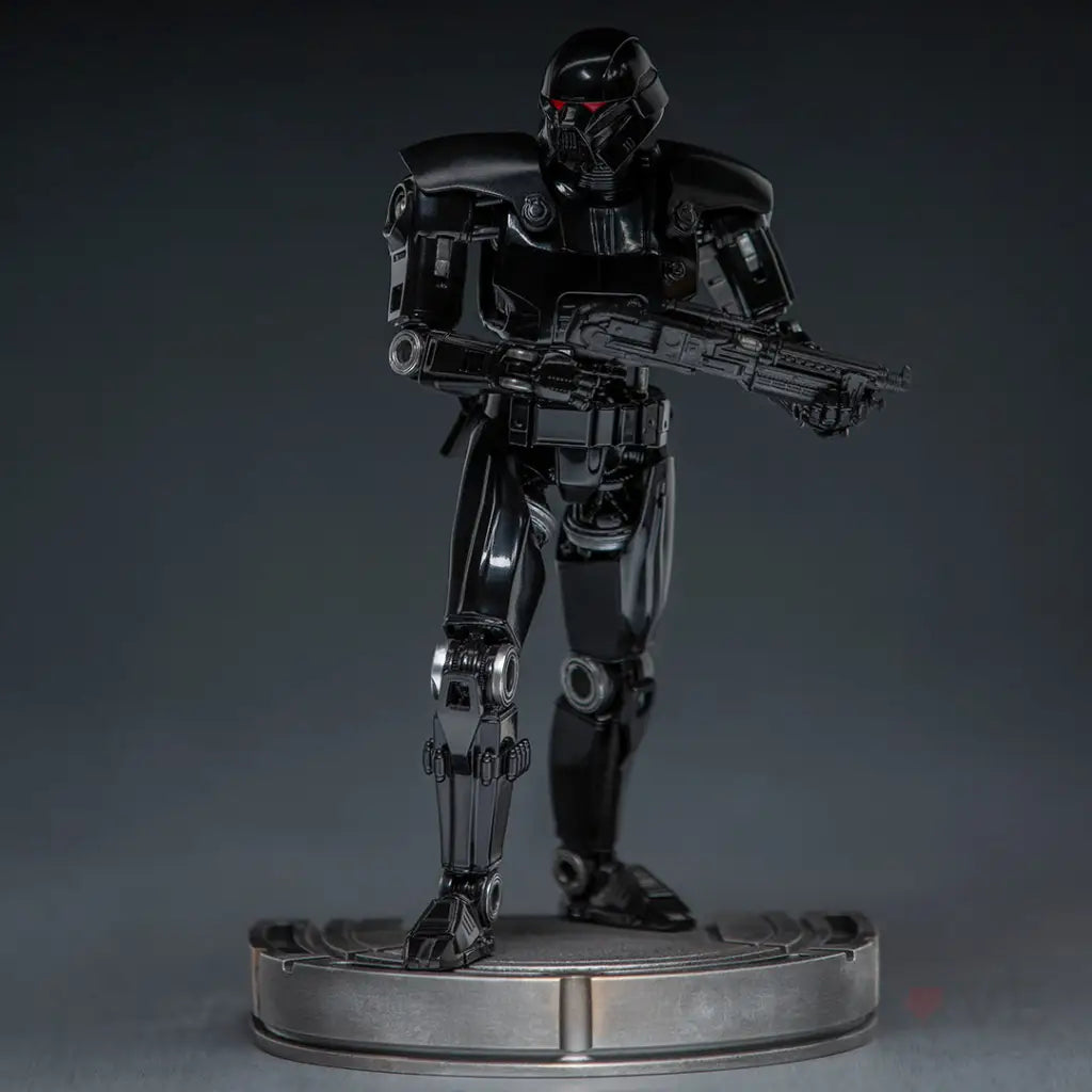 The Mandalorian BDS Dark Trooper 1/10 Art Scale Statue - GeekLoveph