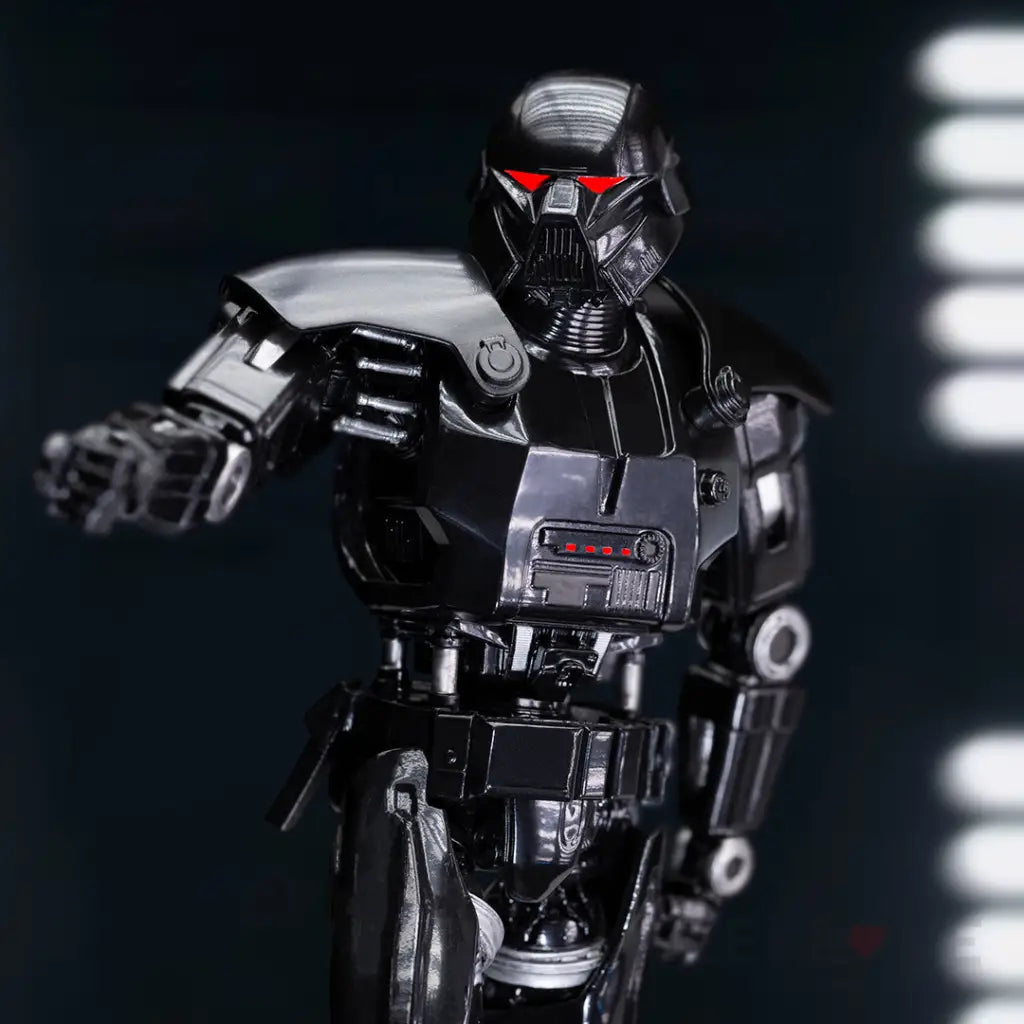 The Mandalorian BDS Dark Trooper 1/10 Art Scale Statue - GeekLoveph