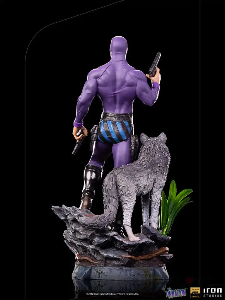 The Phantom Deluxe 1/10 Art Scale Statue - GeekLoveph