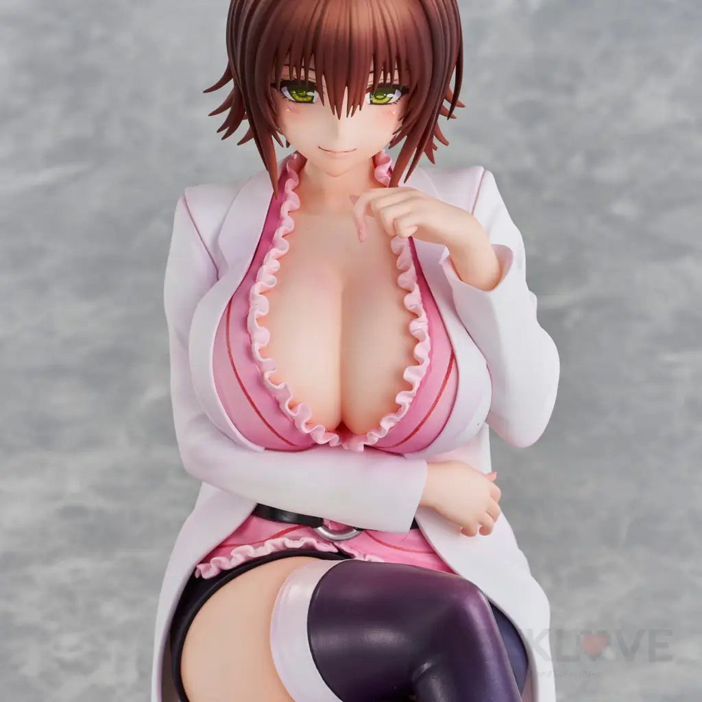 To Love-Ru Darkness Nurse Series: Ryoko Mikado School Ver. Statue