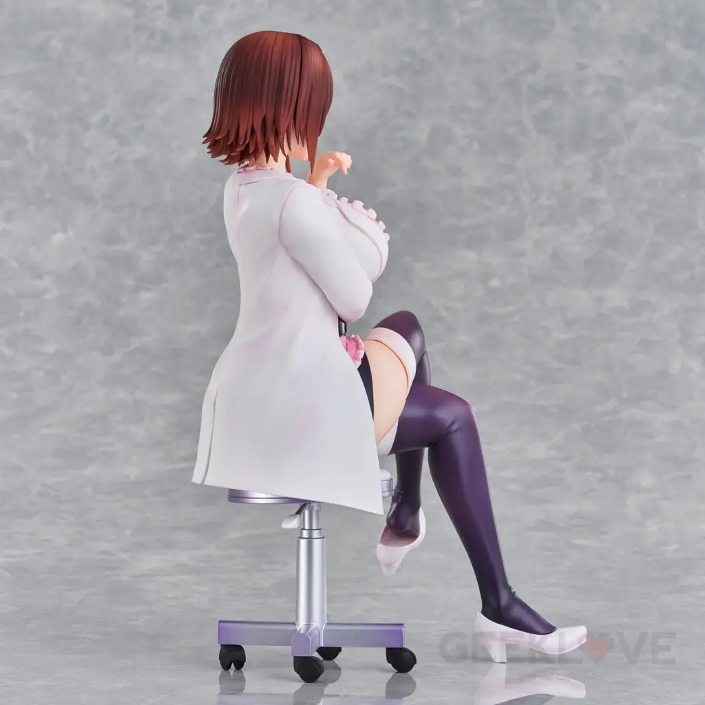 To Love-Ru Darkness Nurse Series: Ryoko Mikado School Ver. Statue