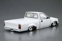 Toyota Rn80 Hilux Custom ’85 Model Kit