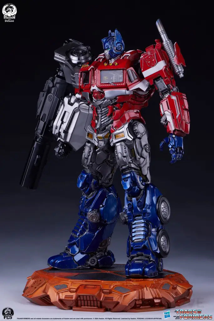 Transformers: Optimus Prime Museum Scale Statue - Deluxe Edition Museum Scale