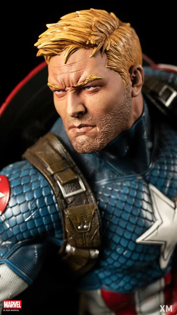 Ultimate Captain America 1/4 Scale (Ver. B) Preorder