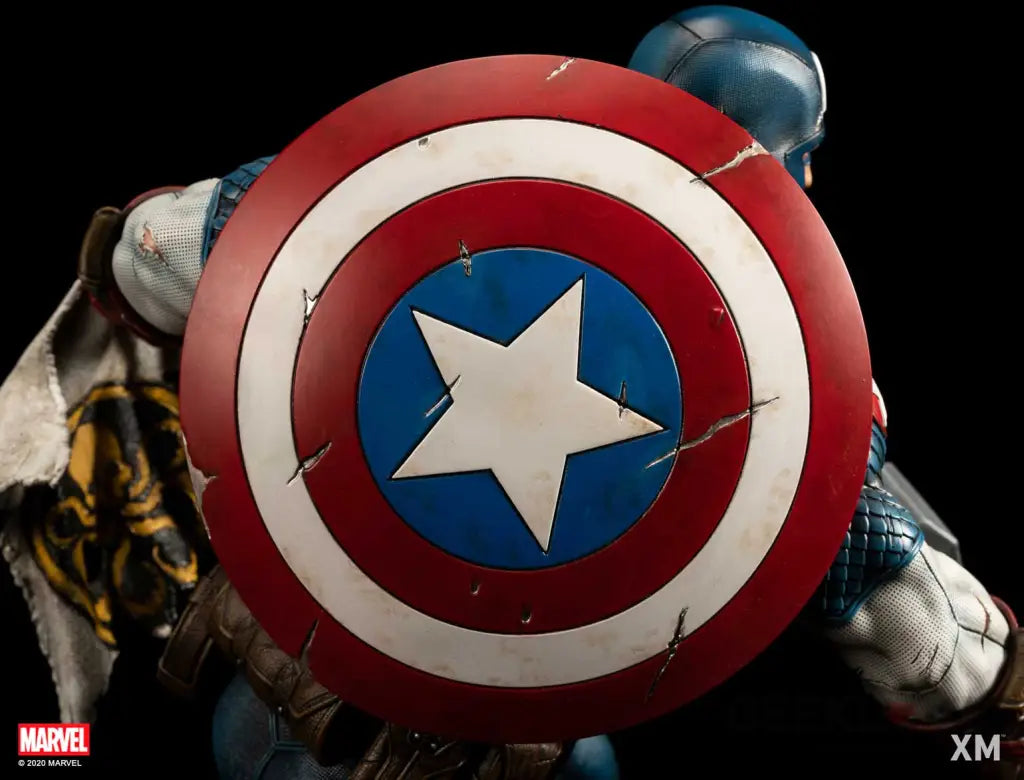 Ultimate Captain America 1/4 Scale (Ver. B) Preorder