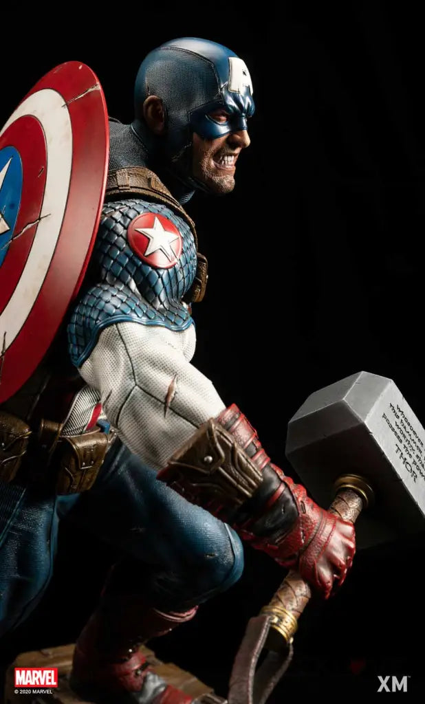 Ultimate Captain America 1/4 Scale (Ver. B) Preorder