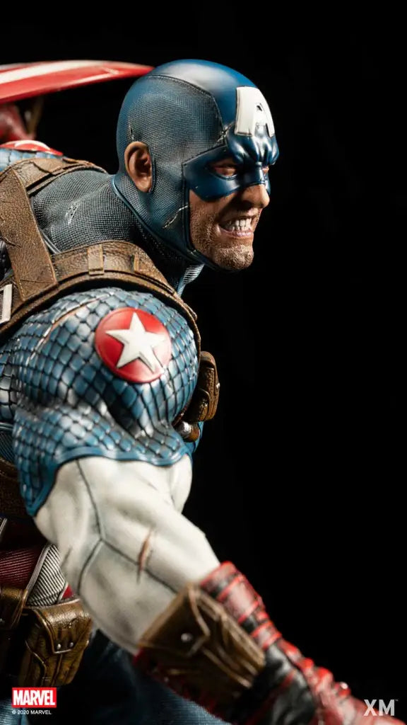 Ultimate Captain America 1/4 Scale (Ver. B) Preorder