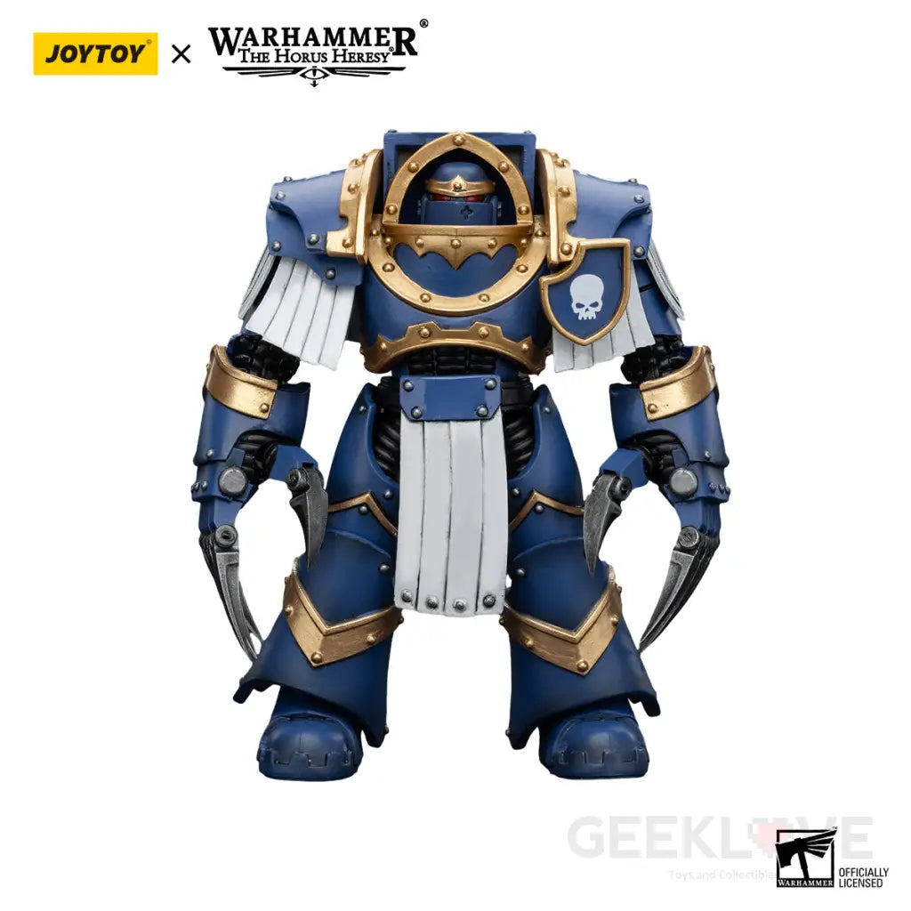 Ultramarines Cataphractii Terminator Squad With Lightning Claws Action Figure