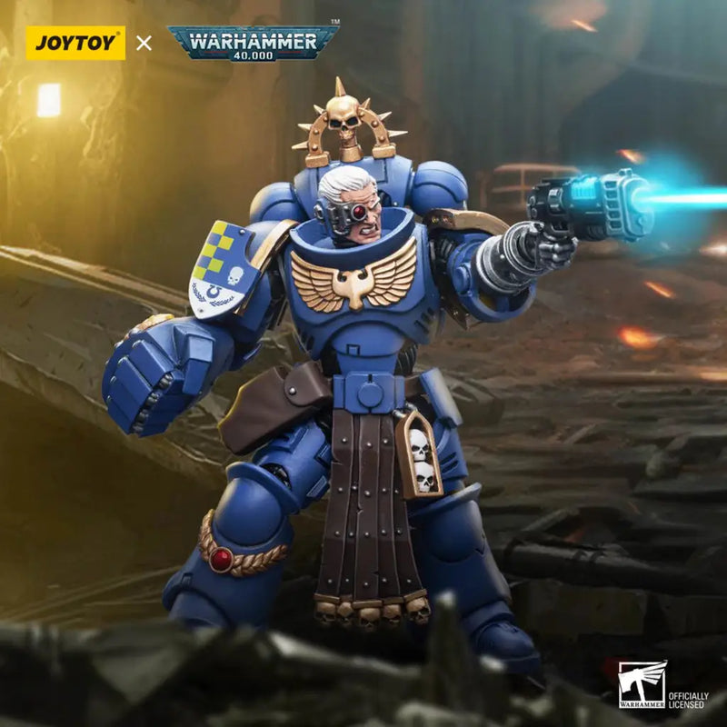 Ultramarines Lieutenant with Power Fist