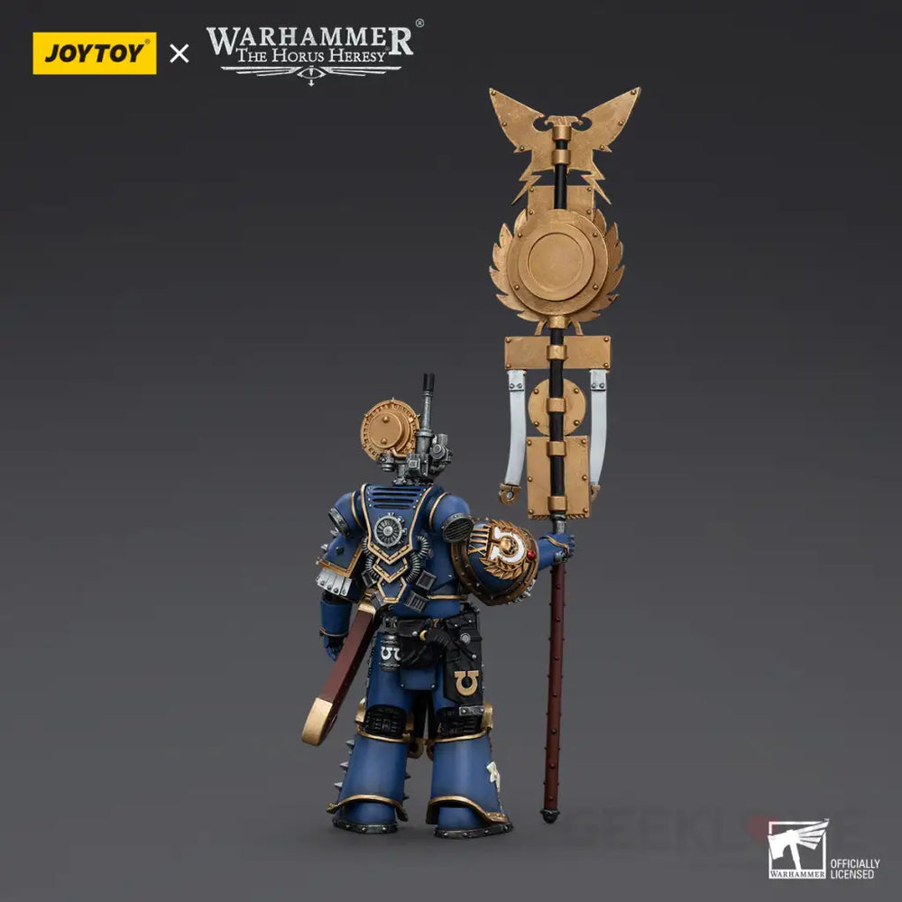 Ultramarines Remus Ventanus Action Figure