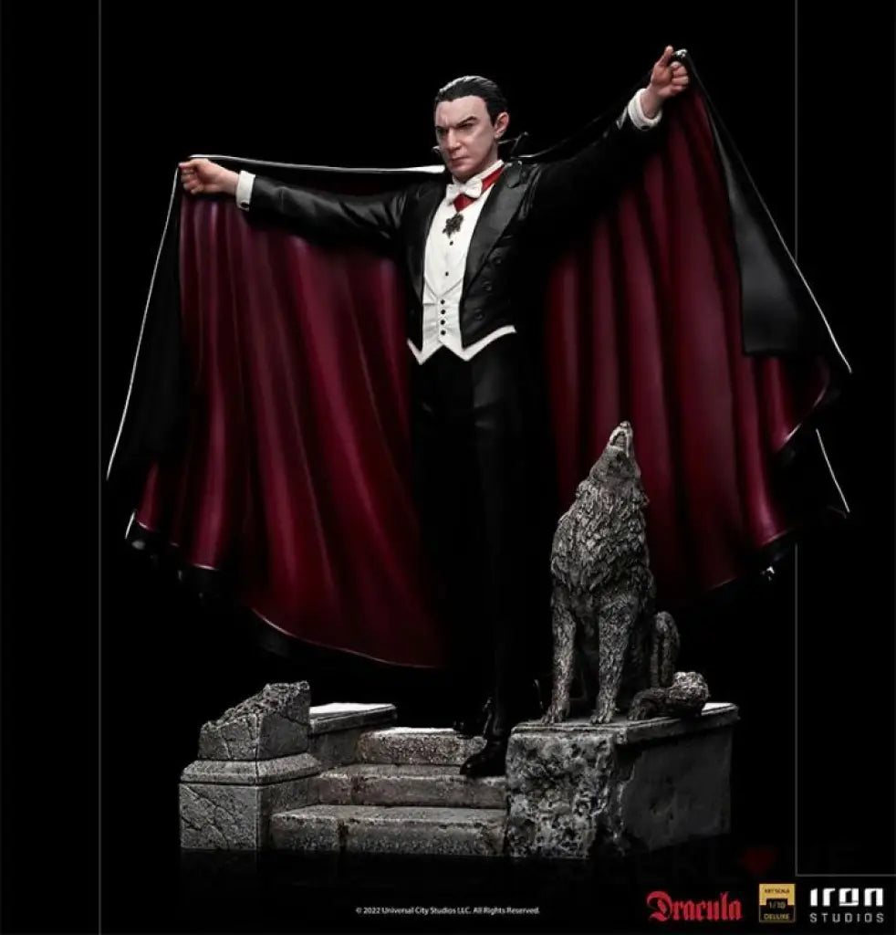 Universal Monsters Dracula Deluxe Art Scale 1/10 Statue - GeekLoveph