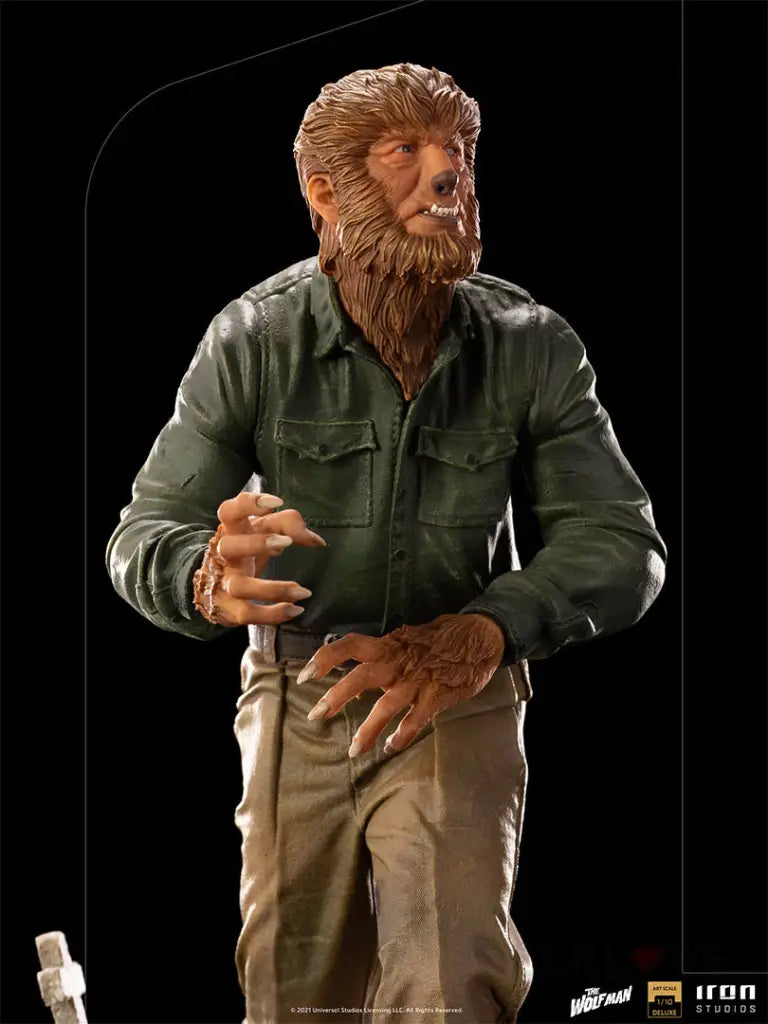 Universal Monsters The Wolf Man Deluxe Art Scale 1/10 Statue - GeekLoveph