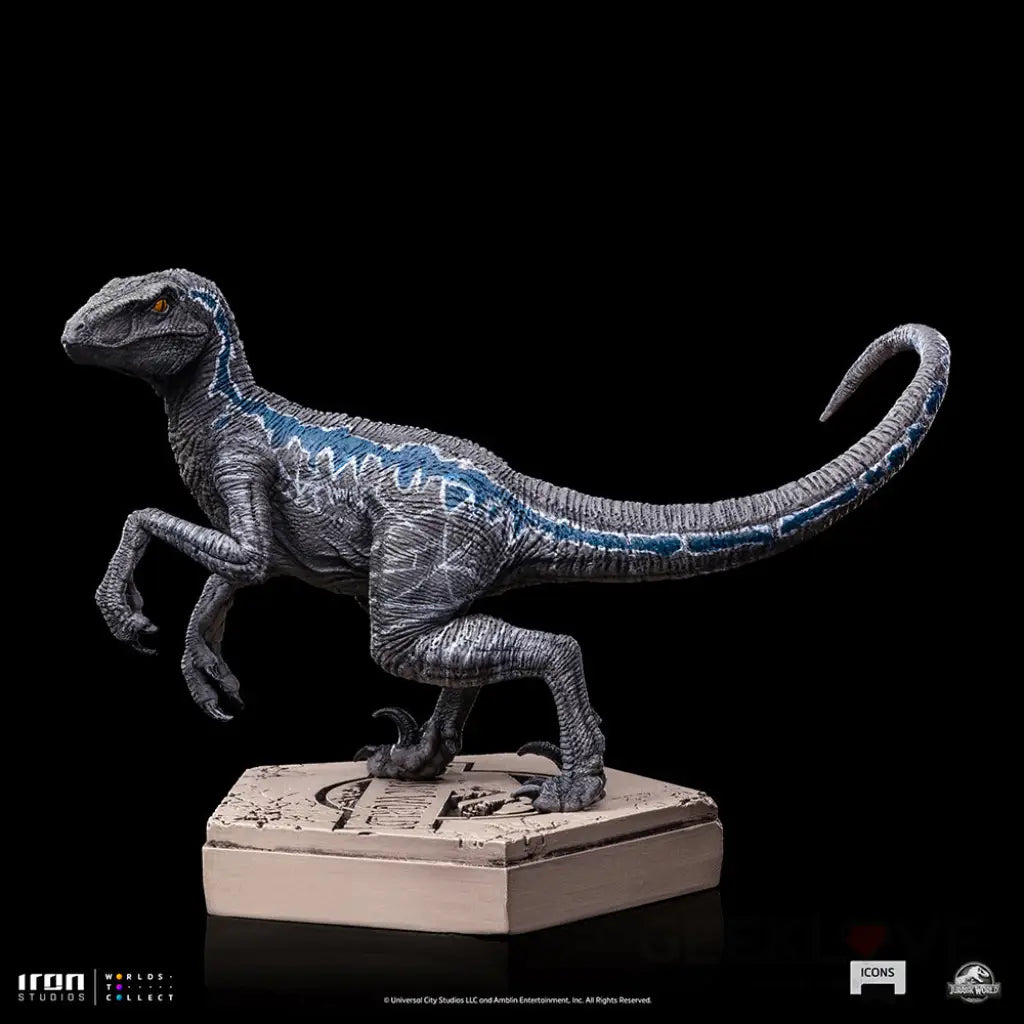 Velociraptor Blue B - Jurassic World Icons Preorder