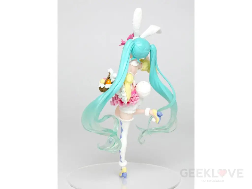 Vocaloid Hatsune Miku (2nd Season Spring Ver.) Figure - GeekLoveph