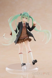 Vocaloid Hatsune Miku (Fashion Preppy Ver.) Figure Taito