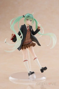 Vocaloid Hatsune Miku (Fashion Preppy Ver.) Figure Taito