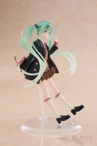 Vocaloid Hatsune Miku (Fashion Preppy Ver.) Figure Taito