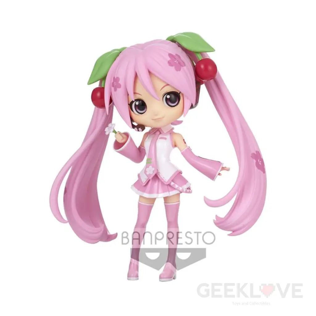 Vocaloid Q Posket Sakura Miku (Ver.A) - GeekLoveph