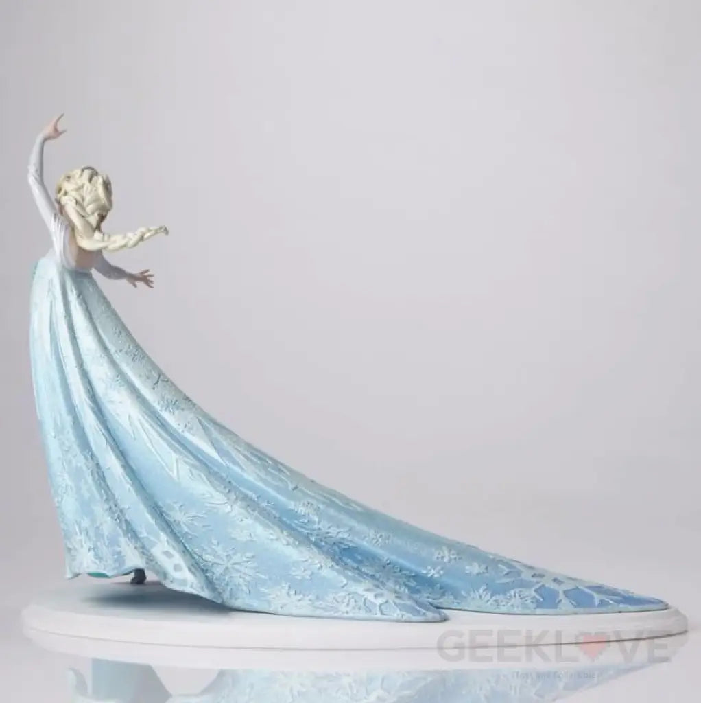 Walt Disney Archives Collections: Elsa Maquette 1/6 (2020 Re-Offer) Preorder