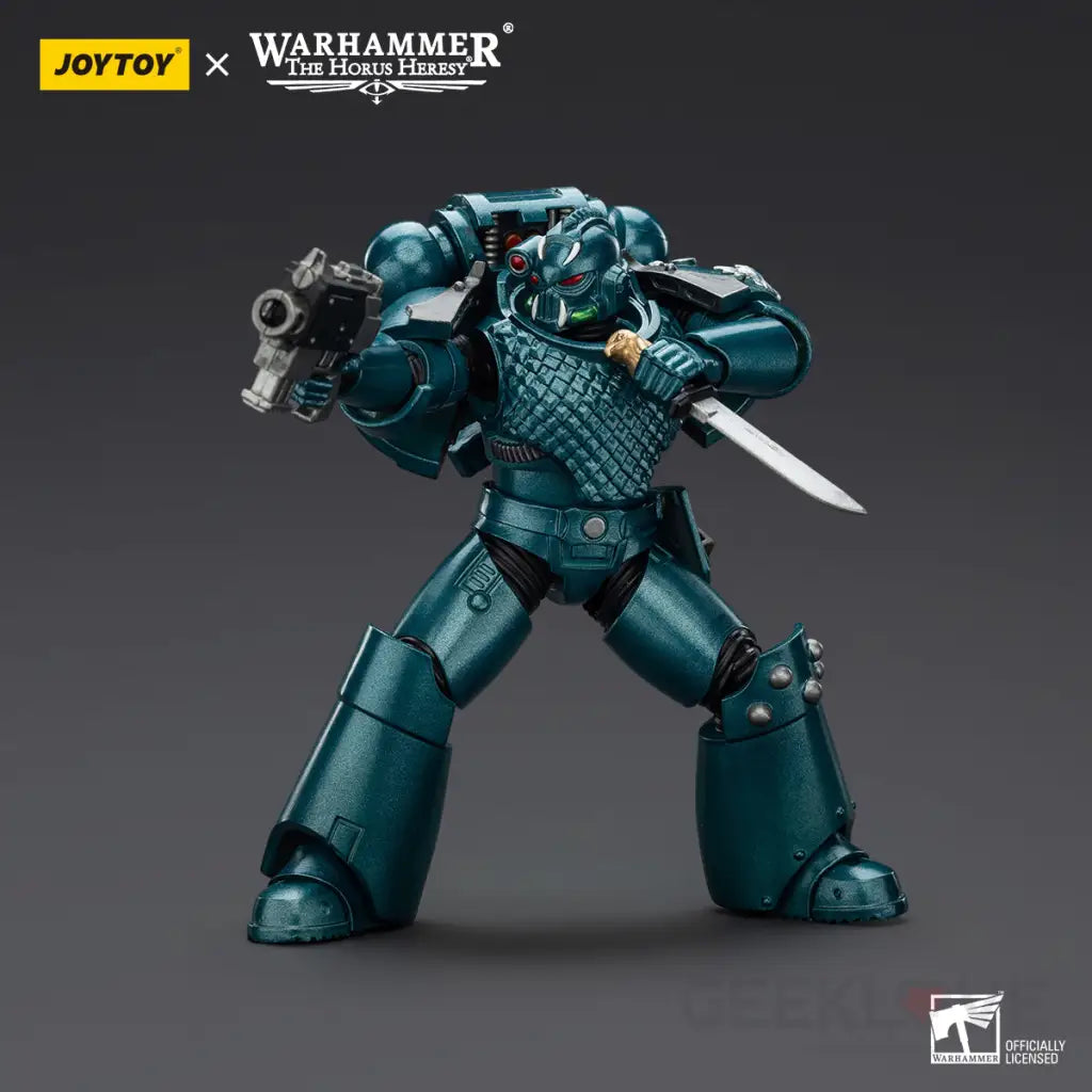 Warhammer 40k Alpha Legion Headhunter With Banestrike Combi-Bolter And Power Dagger Action Figure