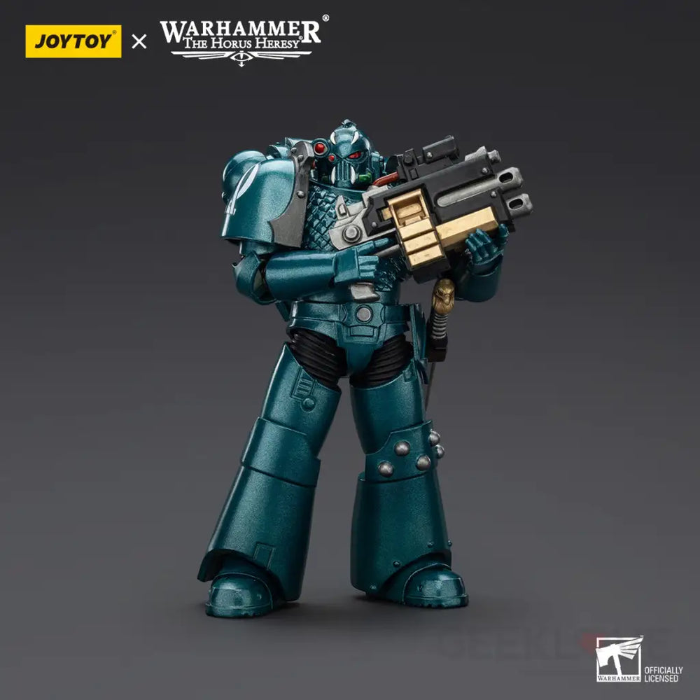 Warhammer 40k Alpha Legion Headhunter With Banestrike Combi-Bolter And Power Dagger Action Figure