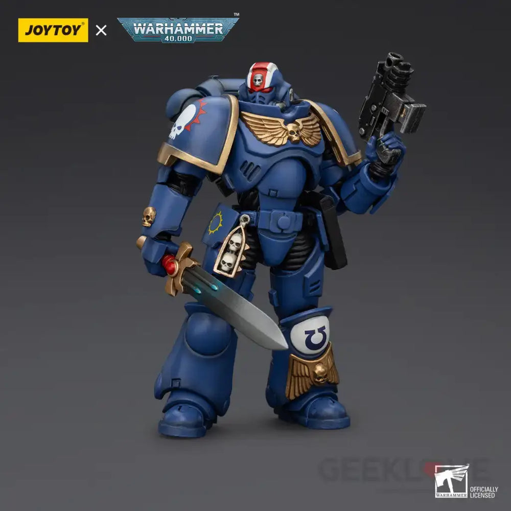 Warhammer 40K Ultramarines Heroes of the Chapter Primaris Lieutenant Erastus Action Figure