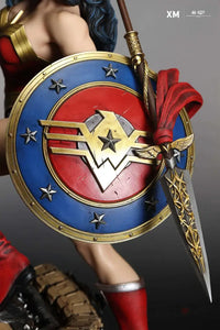 Wonder Woman (Classic Series) 1/6 Scale Figure