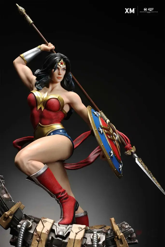 Wonder Woman (Classic Series) 1/4 Scale Figure
