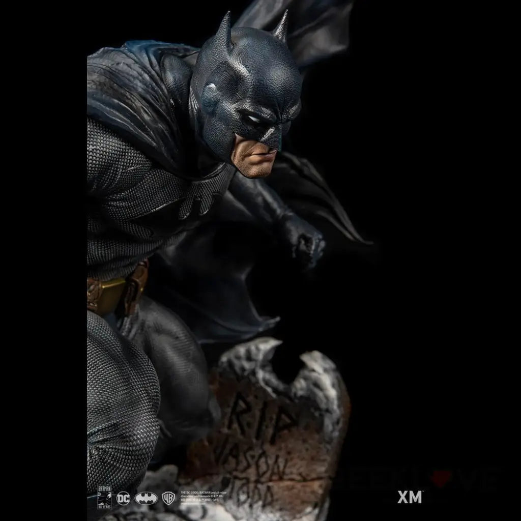 XM Studios Batman: Hush 1/6 scale - GeekLoveph