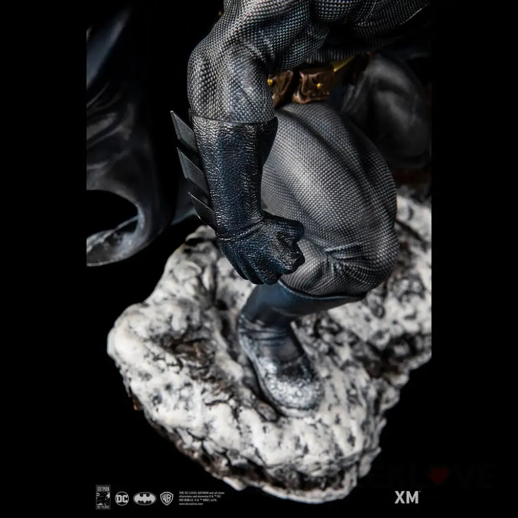 XM Studios Batman: Hush 1/6 scale - GeekLoveph