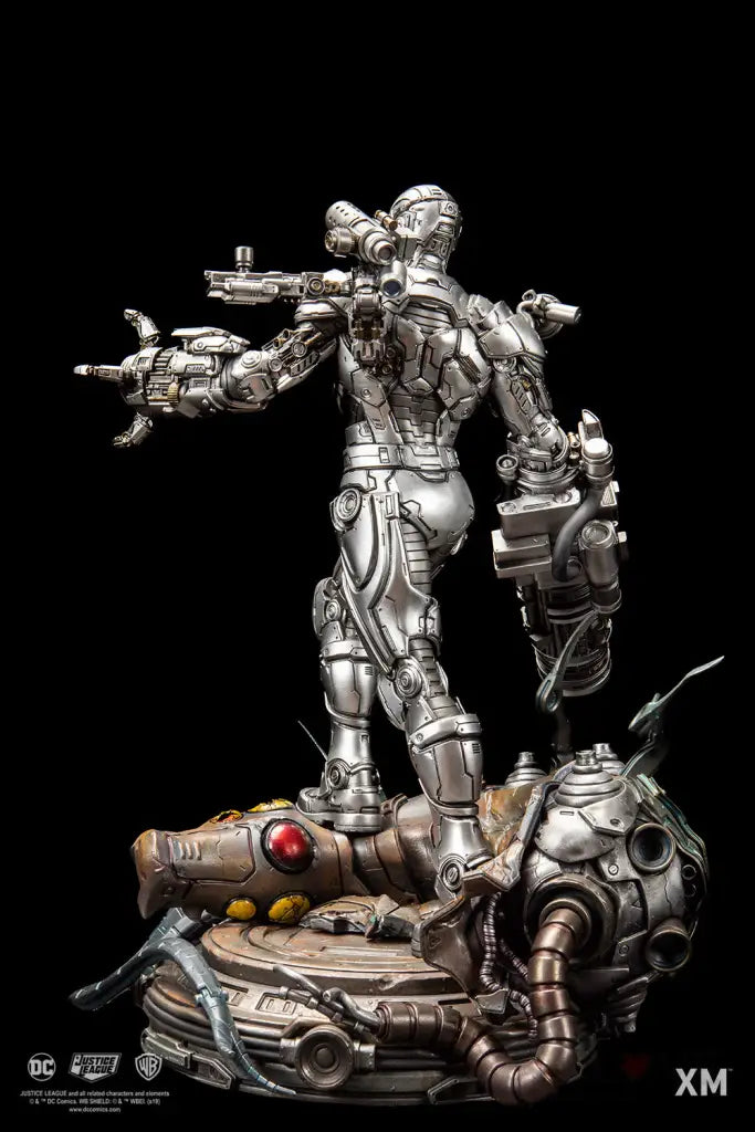XM Studios - Cyborg Rebirth 1/6 scale - GeekLoveph