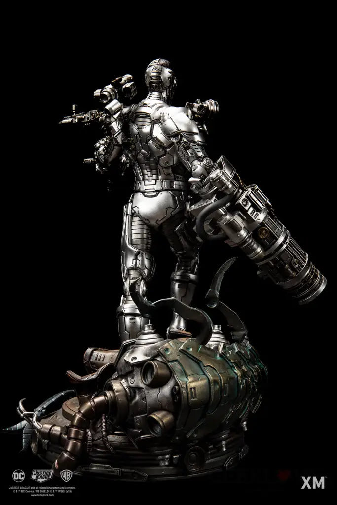 XM Studios - Cyborg Rebirth 1/6 scale - GeekLoveph