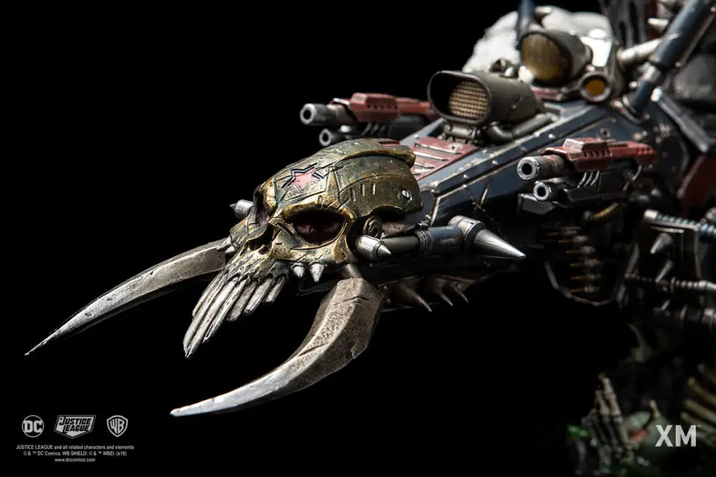 XM Studios: Lobo Rebirth 1/6 Scale Statue - GeekLoveph