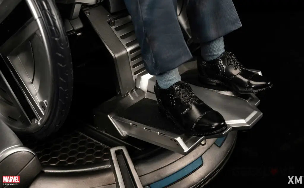 Xm Studios Professor X Ver A. Preorder