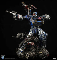 XM Studios SoundWave Statue - GeekLoveph